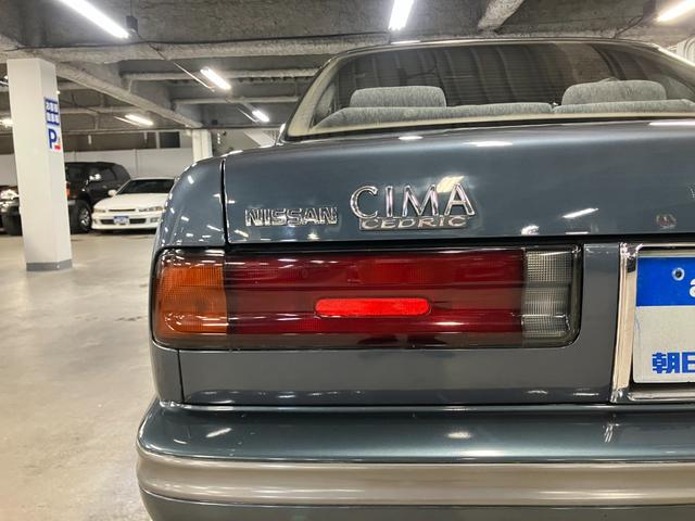 セドリック・シーマ タイプＩＩリミテッド　Ｖ６ターボエンジン　フルノーマル車　エアサスペンション　純正１５インチＡＷ　ドアミラーワイパー　運転席　助手席パワーシート　クルーズコントロール　オートライト　保証書（21枚目）