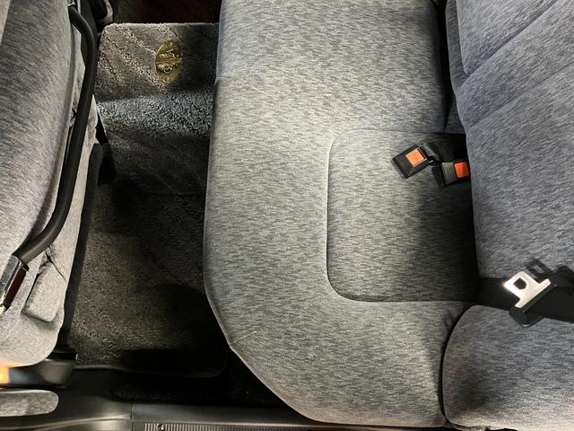 セドリック・シーマ タイプＩＩリミテッド　Ｖ６ターボエンジン　フルノーマル車　エアサスペンション　純正１５インチＡＷ　ドアミラーワイパー　運転席　助手席パワーシート　クルーズコントロール　オートライト　保証書（54枚目）