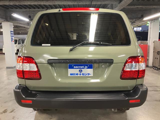 ランドクルーザー100 VXリミテッド カーキ全塗装済 丸目ヘッド換装 DEAN16インチAW TOYOオープンカントリーMTタイヤ TOYOTAグリル サイドステップ ウッドコンビステア SDナビTVバックカメラ シートカバー キーレス(8枚目)
