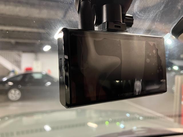 ランドクルーザー100 VXリミテッド カーキ全塗装済 丸目ヘッド換装 DEAN16インチAW TOYOオープンカントリーMTタイヤ TOYOTAグリル サイドステップ ウッドコンビステア SDナビTVバックカメラ シートカバー キーレス(39枚目)