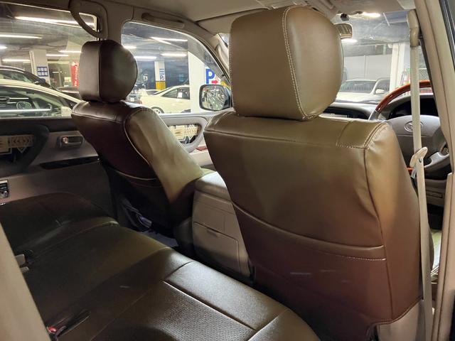 ランドクルーザー100 VXリミテッド カーキ全塗装済 丸目ヘッド換装 DEAN16インチAW TOYOオープンカントリーMTタイヤ TOYOTAグリル サイドステップ ウッドコンビステア SDナビTVバックカメラ シートカバー キーレス(44枚目)