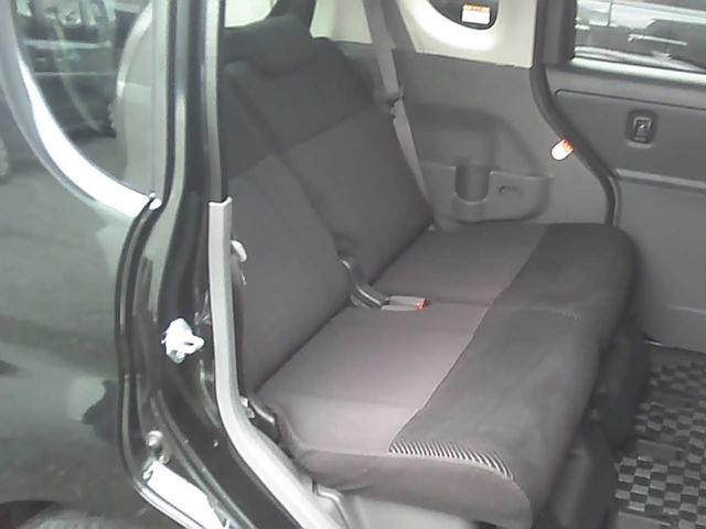 ドライブレコーダー　ＥＴＣ　キーフリーシステム　ＨＩＤヘッドライト　ＦＯＧ　ウインカーミラー　ドアバイザー　リアスポイラー　社外１４インチアルミホイール　ｗエアバック　オートエアコン　ＡＢＳ