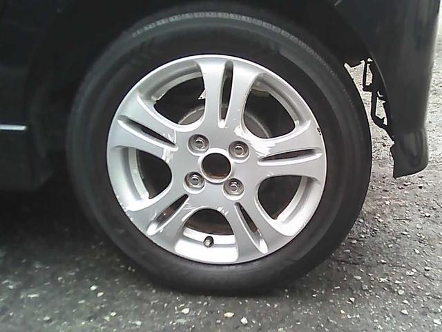 ドライブレコーダー　ＥＴＣ　キーフリーシステム　ＨＩＤヘッドライト　ＦＯＧ　ウインカーミラー　ドアバイザー　リアスポイラー　社外１４インチアルミホイール　ｗエアバック　オートエアコン　ＡＢＳ