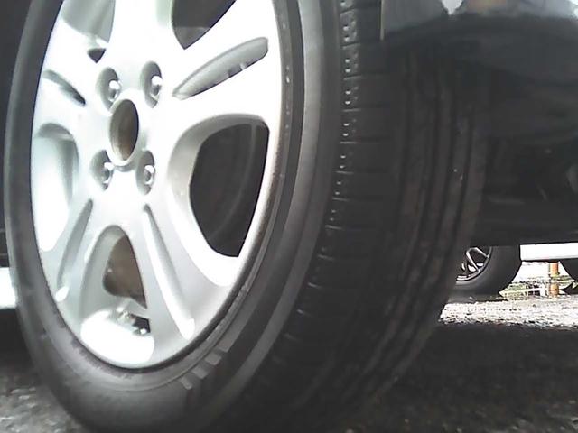 ドライブレコーダー　ＥＴＣ　キーフリーシステム　ＨＩＤヘッドライト　ＦＯＧ　ウインカーミラー　ドアバイザー　リアスポイラー　社外１４インチアルミホイール　ｗエアバック　オートエアコン　ＡＢＳ