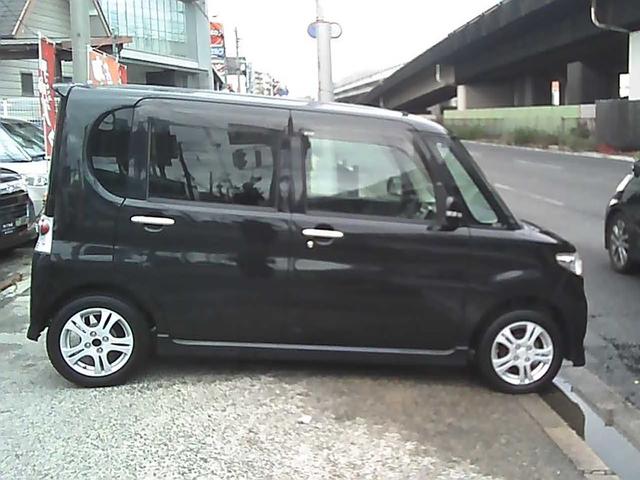 ドライブレコーダー　ＥＴＣ　キーフリーシステム　ＨＩＤヘッドライト　ＦＯＧ　ウインカーミラー　ドアバイザー　リアスポイラー　社外１４インチアルミホイール　ｗエアバック　オートエアコン　ＡＢＳ