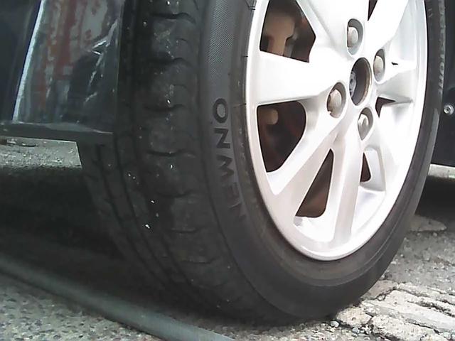 タント カスタムX 社外ナビゲーション フルセグTV ETC スマートキー 純正14インチアルミホイール HIDヘッドライト ウインカーミラー 電動格納ミラー 片側スライドドア ドアバイザー リアスポイラー ABS(29枚目)