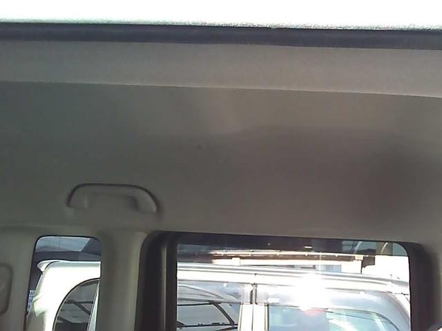 Ｎ－ＢＯＸカスタム Ｇ・Ｌパッケージ　社外ナビゲーション　ワンセグＴＶ　ＥＴＣ　スマートキー　純正１４インチアルミホイール　エアロパーツ　両側スライドドア　片側パワースライドドア　リアスポイラー　ドアバイザー　ウインカーミラー　ＡＢＳ（13枚目）