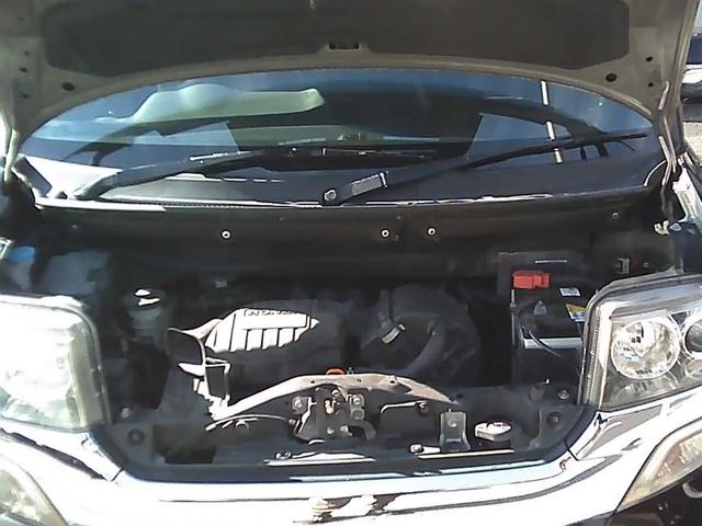 Ｎ－ＢＯＸカスタム Ｇ・Ｌパッケージ　社外ナビゲーション　ワンセグＴＶ　ＥＴＣ　スマートキー　純正１４インチアルミホイール　エアロパーツ　両側スライドドア　片側パワースライドドア　リアスポイラー　ドアバイザー　ウインカーミラー　ＡＢＳ（22枚目）