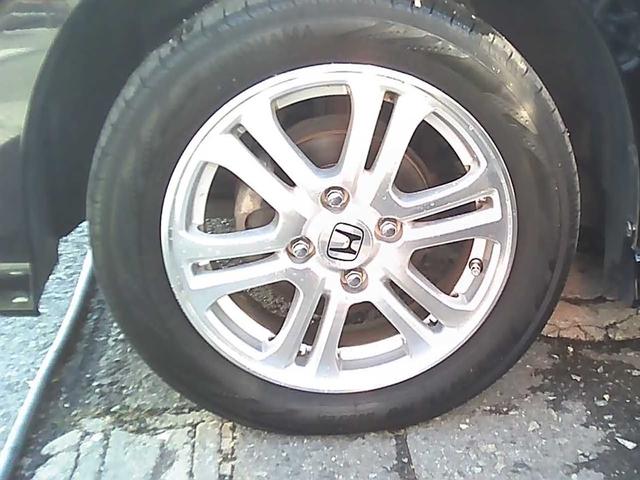 Ｎ－ＢＯＸカスタム Ｇ・Ｌパッケージ　社外ナビゲーション　ワンセグＴＶ　ＥＴＣ　スマートキー　純正１４インチアルミホイール　エアロパーツ　両側スライドドア　片側パワースライドドア　リアスポイラー　ドアバイザー　ウインカーミラー　ＡＢＳ（31枚目）