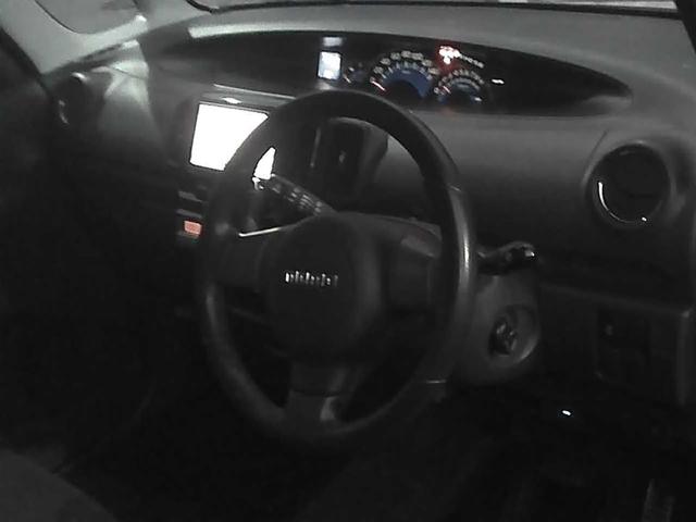 タント カスタムＲＳ　社外ナビゲーション　フルセグＴＶ　ＥＴＣ　ターボ搭載　片側パワースライドドア　ＨＩＤヘッドライト　エアロパーツ　純正１５インチアルミホイール　ｗエアバック　ウインカーミラー　ＭＯＭＯハンドル（14枚目）