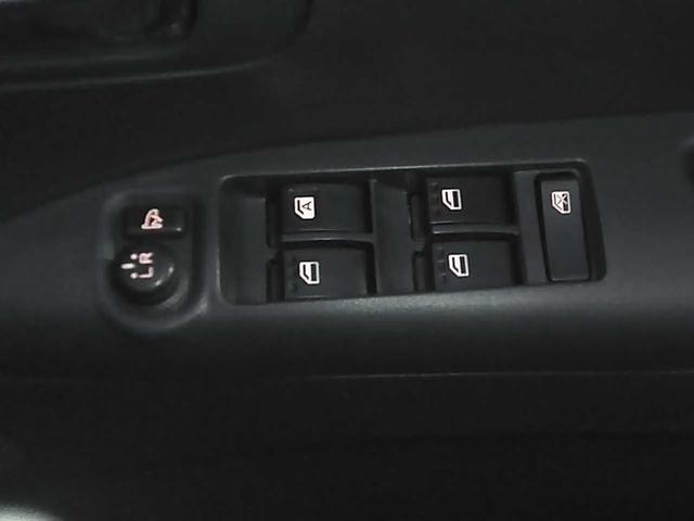 タント カスタムＲＳ　社外ナビゲーション　フルセグＴＶ　ＥＴＣ　ターボ搭載　片側パワースライドドア　ＨＩＤヘッドライト　エアロパーツ　純正１５インチアルミホイール　ｗエアバック　ウインカーミラー　ＭＯＭＯハンドル（21枚目）