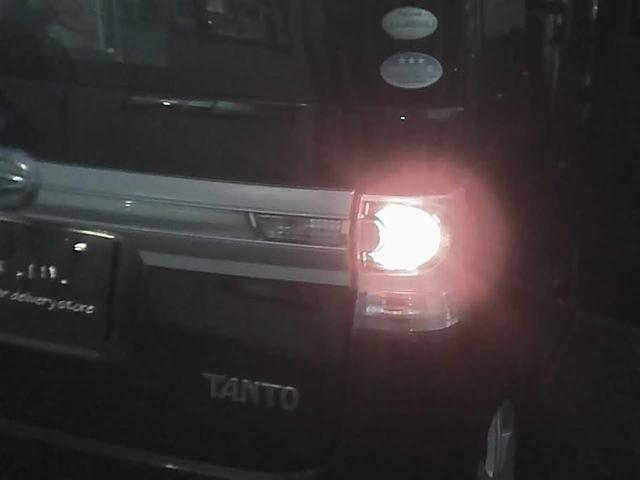 タント カスタムＲＳ　社外ナビゲーション　フルセグＴＶ　ＥＴＣ　ターボ搭載　片側パワースライドドア　ＨＩＤヘッドライト　エアロパーツ　純正１５インチアルミホイール　ｗエアバック　ウインカーミラー　ＭＯＭＯハンドル（40枚目）