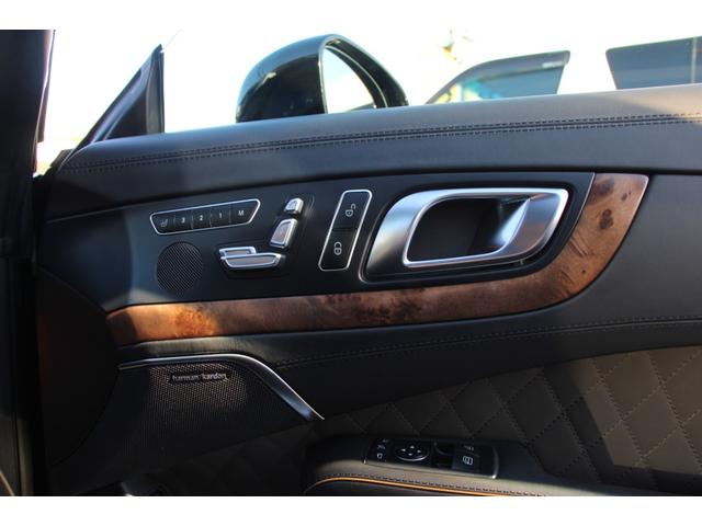 SL SL400グランドエディション 63AMG仕様スカイバリオルーフ/ハーマンカードンサウンド/ミシュランン/ETC/ドラレコ/茶黒シート/温冷シート/アイドリングストップ/クルコン/スペアキー/LEDライトバックカメラ/シートメモリー(31枚目)