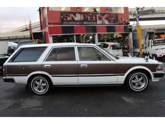 グロリアバン GL AT/5人乗り/ウッドデカール/社外15インチアルミホイール/ホワイトリボンタイヤ/ETC/CD/Bluetooth接続/フェンダーミラー/LEDヘッド/エアコン/パワーウィンドウ/ガソリン車/禁煙車(3枚目)