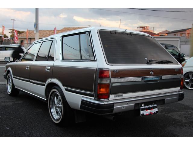 グロリアバン GL AT/5人乗り/ウッドデカール/社外15インチアルミホイール/ホワイトリボンタイヤ/ETC/CD/Bluetooth接続/フェンダーミラー/LEDヘッド/エアコン/パワーウィンドウ/ガソリン車/禁煙車(30枚目)