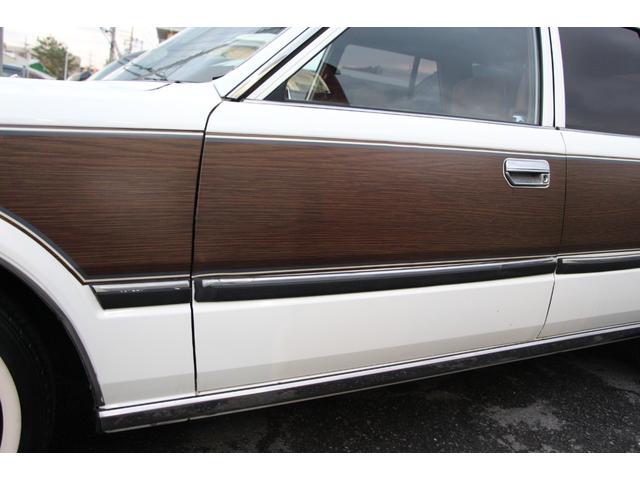 グロリアバン GL AT/5人乗り/ウッドデカール/社外15インチアルミホイール/ホワイトリボンタイヤ/ETC/CD/Bluetooth接続/フェンダーミラー/LEDヘッド/エアコン/パワーウィンドウ/ガソリン車/禁煙車(36枚目)