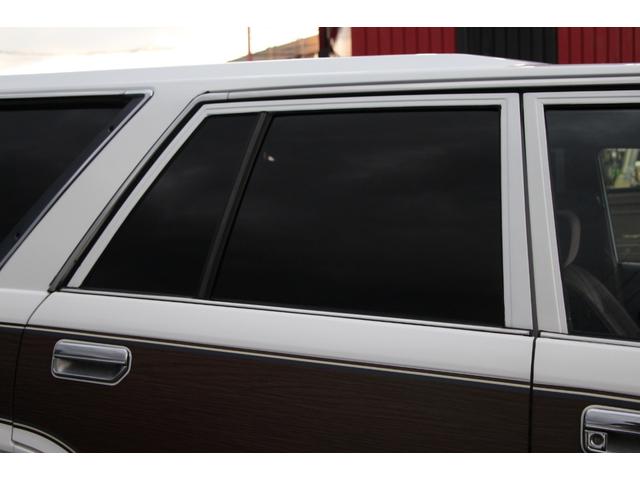 グロリアバン GL AT/5人乗り/ウッドデカール/社外15インチアルミホイール/ホワイトリボンタイヤ/ETC/CD/Bluetooth接続/フェンダーミラー/LEDヘッド/エアコン/パワーウィンドウ/ガソリン車/禁煙車(44枚目)