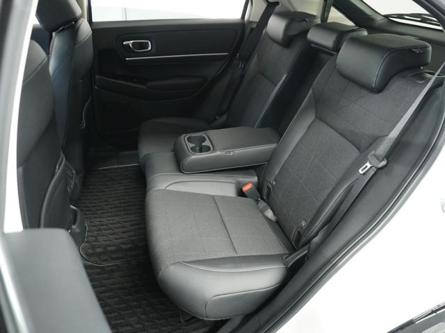 ヴェゼル e:HEVZ /衝突被害軽減システム/障害物センサー/純正ナビゲーション/バックカメラ/フルセグTV/Bluetooth接続音楽再生/USB接続音楽再生/LEDヘッドライト/ETC/シートヒーター/電動リアゲート(9枚目)