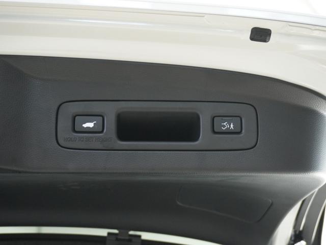 ヴェゼル e:HEVZ /衝突被害軽減システム/障害物センサー/純正ナビゲーション/バックカメラ/フルセグTV/Bluetooth接続音楽再生/USB接続音楽再生/LEDヘッドライト/ETC/シートヒーター/電動リアゲート(23枚目)