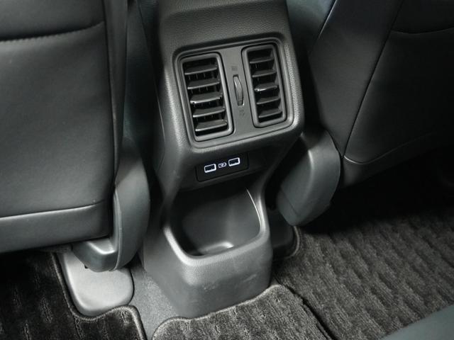 ヴェゼル e:HEVZ /衝突被害軽減システム/障害物センサー/純正ナビゲーション/バックカメラ/フルセグTV/Bluetooth接続音楽再生/USB接続音楽再生/LEDヘッドライト/ETC/シートヒーター/電動リアゲート(42枚目)