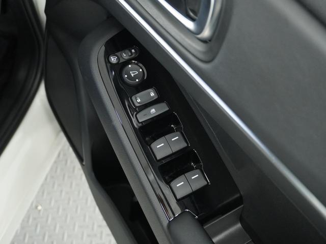 ヴェゼル e:HEVZ /衝突被害軽減システム/障害物センサー/純正ナビゲーション/バックカメラ/フルセグTV/Bluetooth接続音楽再生/USB接続音楽再生/LEDヘッドライト/ETC/シートヒーター/電動リアゲート(47枚目)