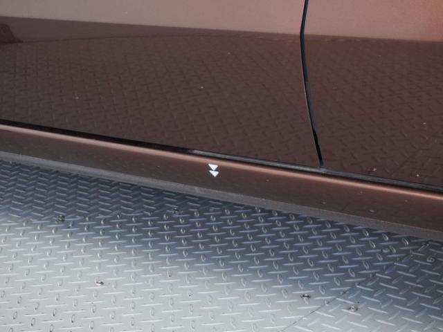 N-BOX G・EXホンダセンシング /ツートンカラー/衝突被害軽減システム/障害物センサー/純正ナビゲーション/バックカメラ/Bluetooth接続音楽再生/LEDヘッドライト/クルーズコントロール/両側電動スライドドア/横滑り制御装置(7枚目)