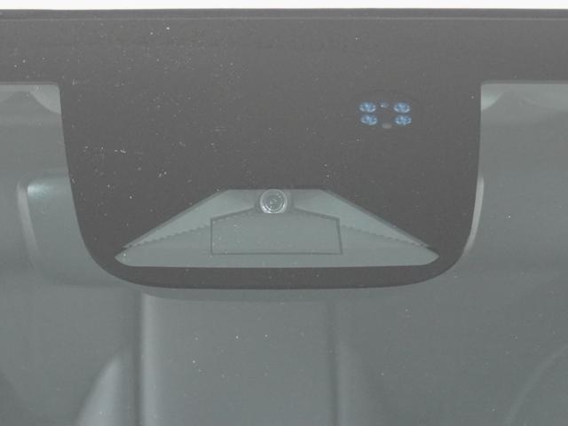 ヴェゼル ｅ：ＨＥＶＺ　１オ－ナ－ナビＤレコＲカメＥＴＣ２．０クルコン　渋滞追従クルーズ　Ｂｌｕｅｔｏｏｔｈ　ハンドルヒーター　障害物センサー　シートヒーター　ダウンヒルアシスト　デイライト　ブラインドスポット　禁煙車（37枚目）