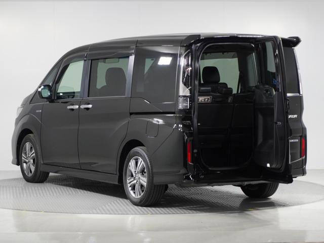 ステップワゴンスパーダ スパーダハイブリッドＧ・ＥＸホンダセンシング　１オ－ナ－ナビＲカメＥＴＣ両電扉ＢＴ地デジＤＶＤ　アダプティブクルーズコントロール　Ｂｌｕｅｔｏｏｔｈ　シートヒーター　１６インチ純正アルミホイール　禁煙車　ＵＳＢ接続　ＬＥＤヘッドライト（17枚目）