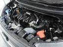 エンジンは車の心臓部分です。このエンジンルームが汚いとトラブルの基になります。当店は専用の液剤を使って徹底的に綺麗にします。