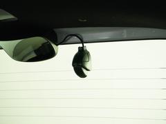 この車にはリアにもドライブレコーダーを装備しております◆映像・音声などを記録する自動車用の装置です。　もしもの事故の際の記録はもちろん、旅行の際の思い出としてドライブの映像を楽しむことができます。 5