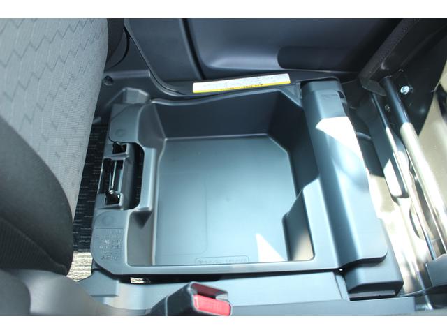 GターボSAIII 4WD フルセグナビ バックカメラ 衝突被害軽減ブレーキ 4WD ターボ フルセグナビ Bluetooth対応 DVD再生 バックカメラ ステアリングスイッチ 両側パワースライドドア シートヒーター LEDヘッドライト エコアイドル(43枚目)