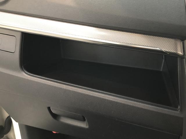 カスタムRS 地デジナビ バックカメラ 車検整備付 スマートキー LEDライト オートエアコン ベンチシート 純正ナビ 地デジ DVD再生 CD録音 バックカメラ(43枚目)