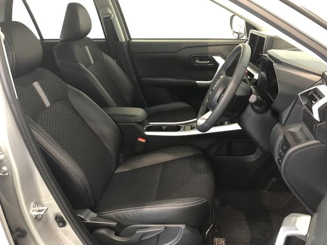 プレミアムG HEV ハイブリッド車 前席シートヒーター 追突被害軽減ブレーキ スマアシ コーナーセンサー LEDライト レーダークルーズコントロール スマートキー オートエアコン 前席シートヒーター ナビ取付時用バックカメラ(9枚目)