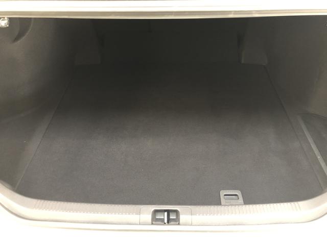 G 走行4万5千キロ 地デジナビ バックカメラ 車検整備付 ハイブリッド車 追突被害軽減ブレーキ レーダークルーズコントロール LEDライト スマートキー オートエアコン 純正ナビ 地デジ DVD Bluetooth対応 バックカメラ 前後ドラレコ(10枚目)