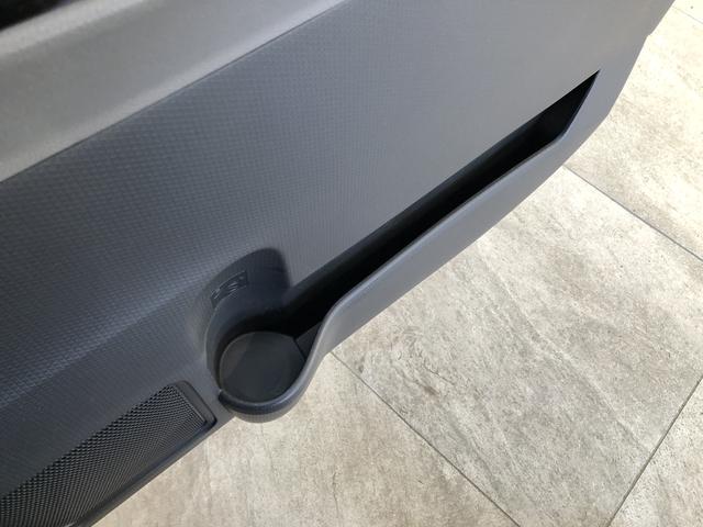 カスタムXセレクション 地デジナビ バックカメラ 車検整備付 追突被害軽減ブレーキ スマアシ コーナーセンサー 地デジナビ Bluetooth DVD再生 CD録音 ナビ連動前後ドラレコ バックカメラ 両側電動スライドドア 前席シートヒーター LED(68枚目)