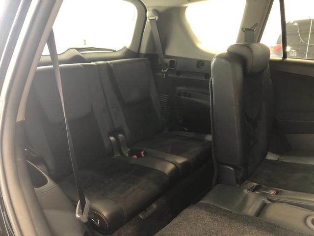 240S Sパッケージ・アルカンターラ リミテッド 4WD フルセグナビ Bluetooth DVD再生 バックカメラ パドルシフト 7人乗り クルーズコントロール ETC LED オートライト ハーフレザーシート サイドエアバッグ カーテンシールドエアバッグ(7枚目)