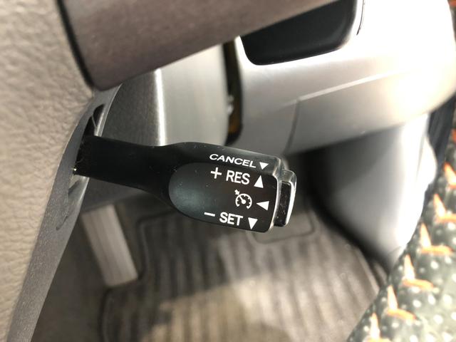 240S Sパッケージ・アルカンターラ リミテッド 4WD フルセグナビ Bluetooth DVD再生 バックカメラ パドルシフト 7人乗り クルーズコントロール ETC LED オートライト ハーフレザーシート サイドエアバッグ カーテンシールドエアバッグ(17枚目)