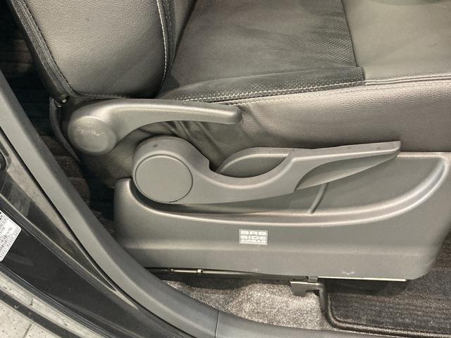 カスタムRS トップエディションVS SA3 8インチナビ 追突被害軽減ブレーキ スマアシ3 コーナーセンサー 8インチナビ Bluetooth DVD再生 CD録音 パノラマカメラ 両側電動スライドドア 運転席シートヒーター ETC LED キーフリー(58枚目)