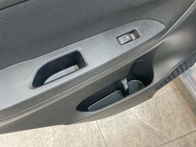 Xリミテッド2 SA3 運転席シートヒーター 届出済未使用車 追突被害軽減ブレーキ スマアシ3 コーナーセンサー バックカメラ(ナビ装着時用) 運転席シートヒーター LEDヘッドライト キーフリーシステム セキュリティーアラーム ステアリングスイッチ(68枚目)
