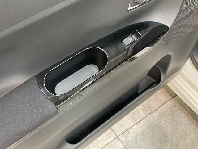 カスタムRS SA ナビ 両側電動スライドドア 車検整備付 追突被害軽減ブレーキ スマアシ1 地デジナビ Bluetooth DVD再生 CD録音 両側電動スライドドア ETC車載器 LEDヘッドライト キーフリーシステム セキュリティーアラーム(61枚目)