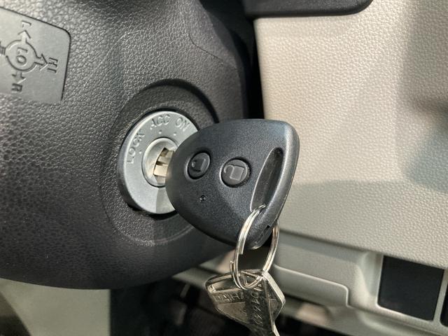L SAIII キーレスエントリー 走行2200キロ台 追突被害軽減ブレーキ スマアシ3 コーナーセンサー バックカメラ(ナビ装着時用) キーレスエントリー セキュリティーアラーム ステアリングスイッチ(11枚目)