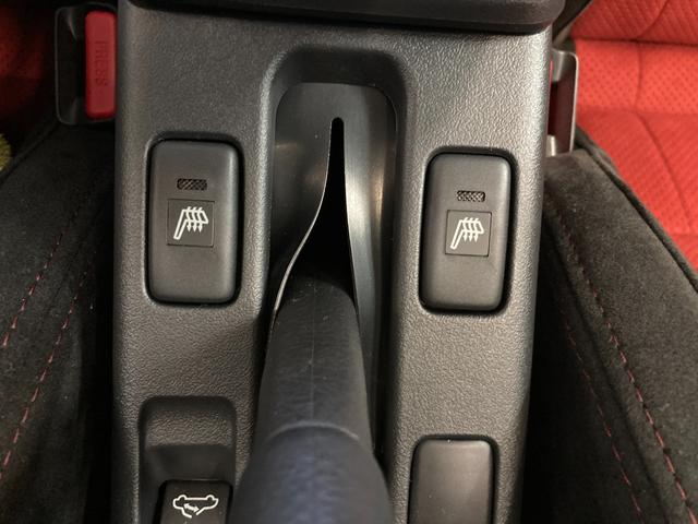 セロ S 5MT ターボ レカロシート 届出済未使用車 5MT ターボ MOMO製ハンドル レカロシート ビルシュタイン製ショックアブソーバー LEDヘッドライト 前席シートヒーター キーフリーシステム 16インチアルミホイール セキュリティーアラーム(16枚目)