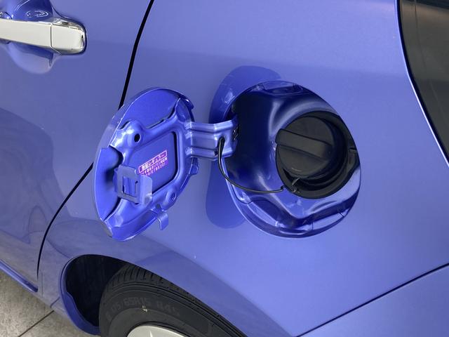 S フルセグナビ バックカメラ ETC車載器 車検整備付 フルセグナビ Bluetooth DVD再生 CD録音 バックカメラ ETC車載器 LEDヘッドライト オートライト オートエアコン スマートキー ハイブリッド(31枚目)