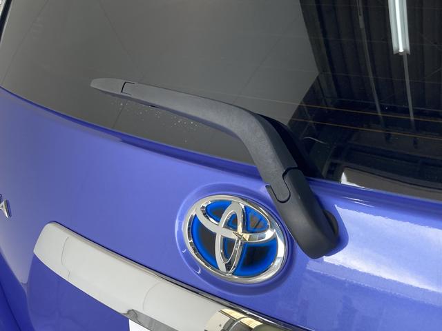 S フルセグナビ バックカメラ ETC車載器 車検整備付 フルセグナビ Bluetooth DVD再生 CD録音 バックカメラ ETC車載器 LEDヘッドライト オートライト オートエアコン スマートキー ハイブリッド(32枚目)