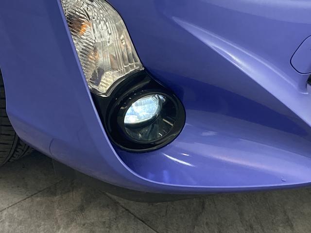 S フルセグナビ バックカメラ ETC車載器 車検整備付 フルセグナビ Bluetooth DVD再生 CD録音 バックカメラ ETC車載器 LEDヘッドライト オートライト オートエアコン スマートキー ハイブリッド(38枚目)