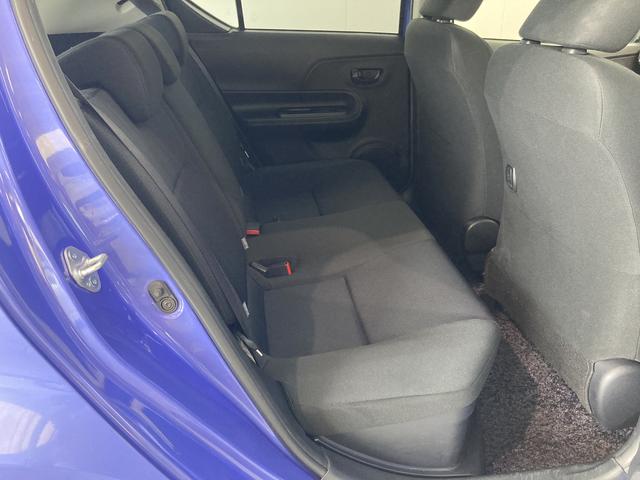 S フルセグナビ バックカメラ ETC車載器 車検整備付 フルセグナビ Bluetooth DVD再生 CD録音 バックカメラ ETC車載器 LEDヘッドライト オートライト オートエアコン スマートキー ハイブリッド(39枚目)
