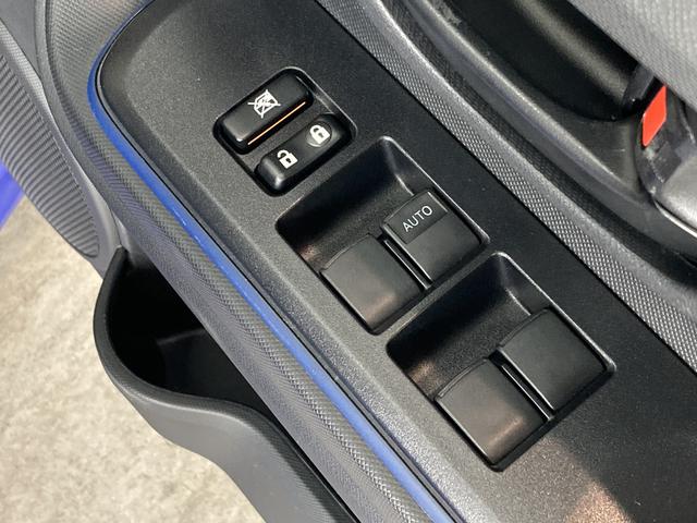S フルセグナビ バックカメラ ETC車載器 車検整備付 フルセグナビ Bluetooth DVD再生 CD録音 バックカメラ ETC車載器 LEDヘッドライト オートライト オートエアコン スマートキー ハイブリッド(44枚目)
