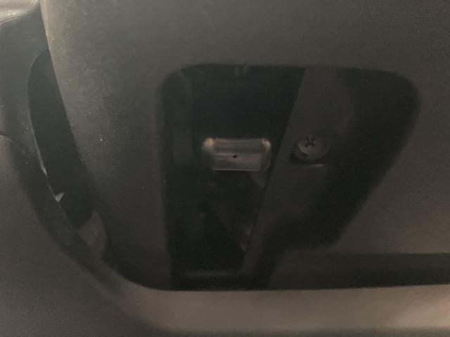 S フルセグナビ バックカメラ ETC車載器 車検整備付 フルセグナビ Bluetooth DVD再生 CD録音 バックカメラ ETC車載器 LEDヘッドライト オートライト オートエアコン スマートキー ハイブリッド(46枚目)
