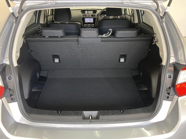 2.0i-L アイサイト 4WD フルセグナビ バックカメラ 衝突被害軽減ブレーキ 4WD フルセグナビ Bluetooth DVD再生 バックカメラ クルーズコントロール ETC車載器 HID オートライト パドルシフト オートエアコン スマートキー(7枚目)