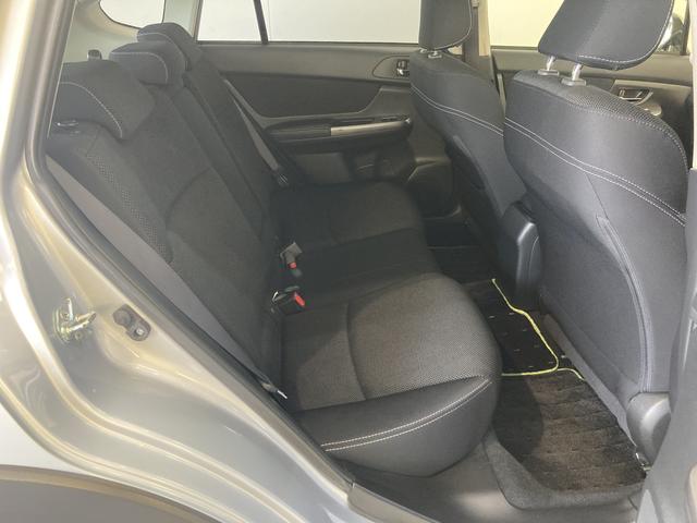 2.0i-L アイサイト 4WD フルセグナビ バックカメラ 衝突被害軽減ブレーキ 4WD フルセグナビ Bluetooth DVD再生 バックカメラ クルーズコントロール ETC車載器 HID オートライト パドルシフト オートエアコン スマートキー(44枚目)